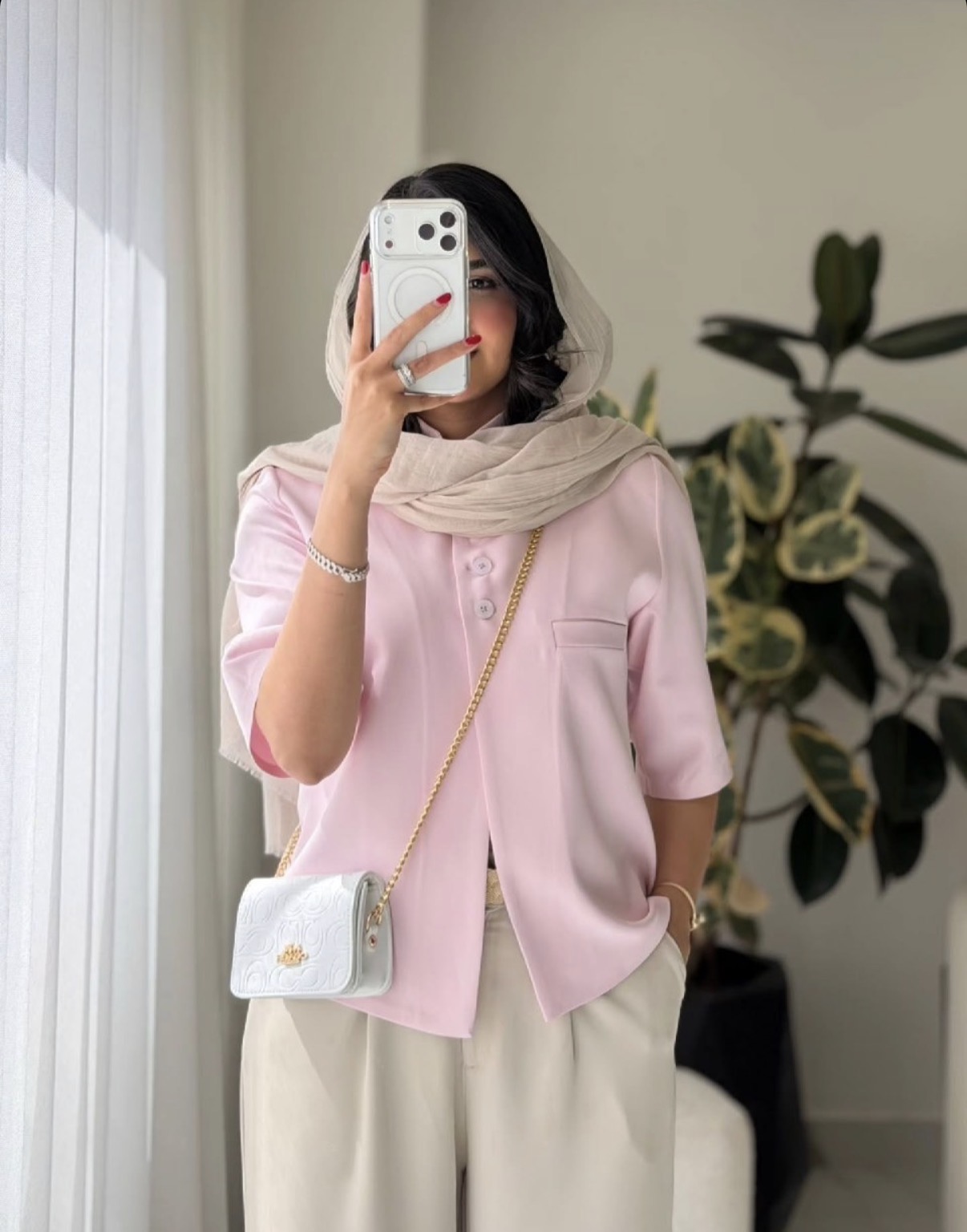 شومیز نیلا